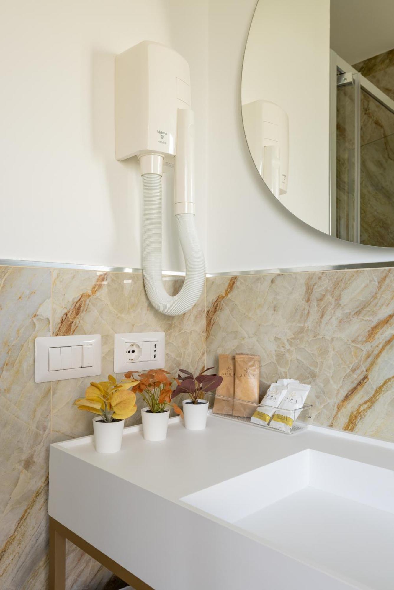 Hezio Guest House Rome Exterior photo